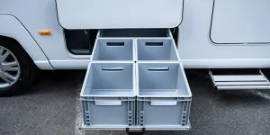 Slide out boxes is an option for double floor: Frankia Noctra Cruiser 7.6L