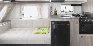 Two top lockers and two lower lockers in the kitchen
