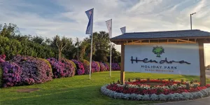 Hendra Holidays