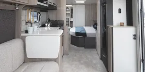 Swift Conqueror Grande 645 lounge