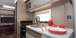 Coachman acadia 660