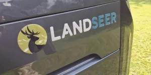 Landseer Custom 2.0 Rear Badge