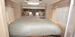 Coachman-Travel-Master-545-bed-99978