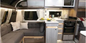 The-Coachman-Lusso-I-caravan-lounge-31542