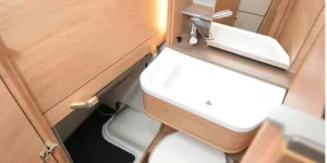 Knaus-Tourer-CUVision-washroom-86926