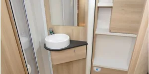 Itineo-Noamd-A-class-motorhome-washroom-24608