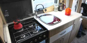 avocet-630-kitchen-99328