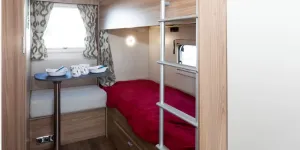 The-Swift-Kudos-830-DB-caravan-bunks-42403