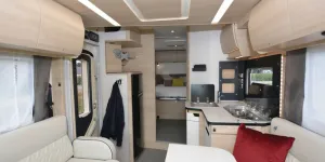 Rapido-696F-Ultimate-Line-interior-36286