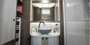Coachman Lusso III caravan washroom (photo courtesy of Richard Chapman)