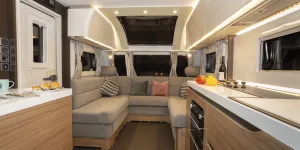 Adria-Alpina-Colorado-interior-67401