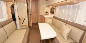 Eura Mobil Integra Line 695 LF interior