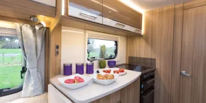 web-4-The-extension-gives-you-35cm-of-extra-kitchen-space-376212-37621