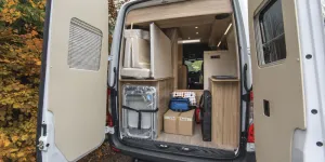 Hymer-Grand-Canyon-rear-storage-25082