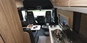 Hymer-Grand-Canyon-interior-view-52598