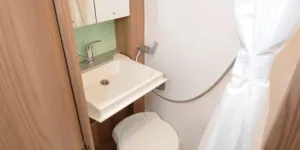 Swift-Select-122-washroom-16181