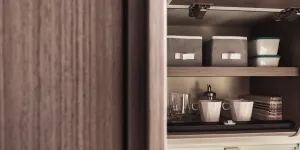 Carado_T334-motorhome-kitchen-storage-84580