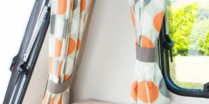 The-bold-mango-orange,-grey-and-white-looks-delightful-w500-88224