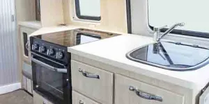 Kingham_Kitchen-75812