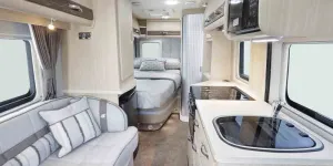Kingham_wide_front_to_rear-13519
