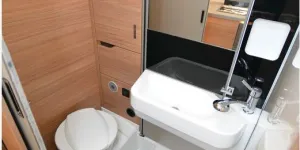 Weinsberg Xcursion Van 500 LT low-profile motorhome washroom