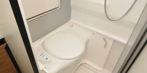 Pilote V600G X-Edition high-top campervan washroom