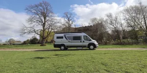 Globecar-exterior-32793