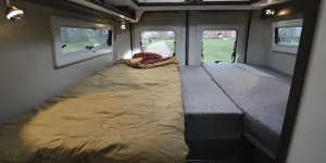Globecar-folded-beds-03326