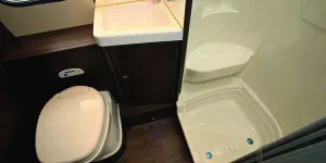rhp_Roller washroom