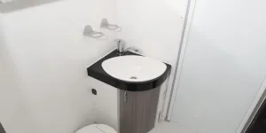 Hobby-washroom-77037
