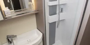 Lyseo-washroom-57594