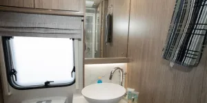 Coachman Acadia 545 caravan washroom (photo courtesy of Richard Chapman)