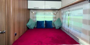 A-full-sized-bed-with-no-corner-cut-off-or-rounding-w1000-69730