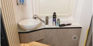WildAx-Altair-washroom-63047