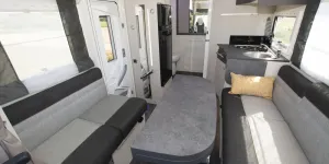Chausson-650-large-interior-05637