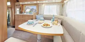 Eura-Mobil-lounge-09584