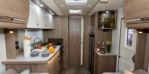 large-rooflight-ensures-central-area-light-70821