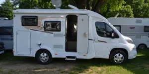 Carado-side-on-81793