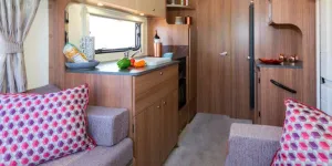 A-caravan-of-two-halves,-with-a-bedroom-and-washroom-at-the-rear-00292