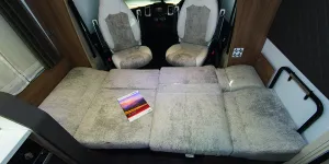 13.3-Front-lounge-bed---but-if-you-want-more-bed-space,-buy-a-Matrix!-DSC_2273-64672