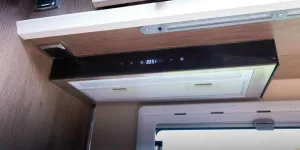 The-Allegra-has-an-extractor-fan-directly-above-the-hob-18269