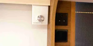 Adria’s-ultra-neat-‘Media-Controller’-sits-under-a-locker-in-the-lounge-08901