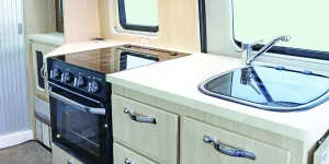 Kingham_Kitchen-43893