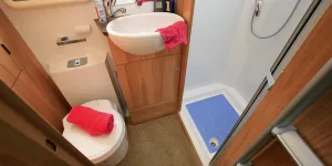 rhp_bailey-washroom