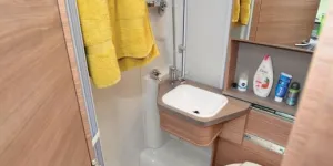 Weinsberg-Edition-Pepper-MB-640-MEG-washroom-94472