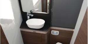 Adria-Sonic-700-DC-washroom-21587