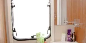 rhp_caravan_washroom