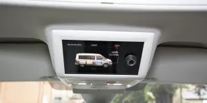 VW-Coast-display-18543