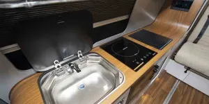 Three-Bridge-kitchen-96885