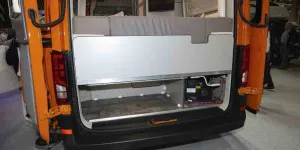 IH-rear-boot-39537